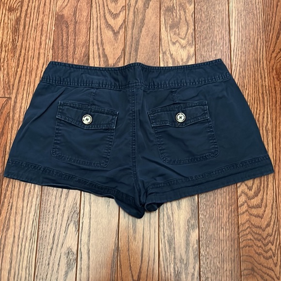 Express brand shorts, size 8 - Picture 2 of 3